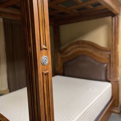 Canopy Bed w/ Mirror ceiling.