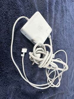 Apple MC556LL/B 85W MagSafe Power Adapter - White