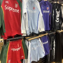 Supreme and hell star set