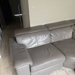 Sofa/ Couch