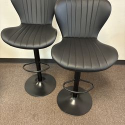 2 Pc swivel bar stools
