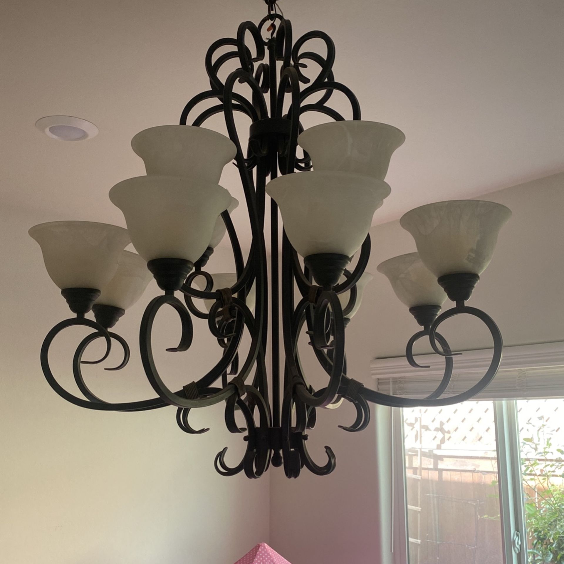 Light fixture