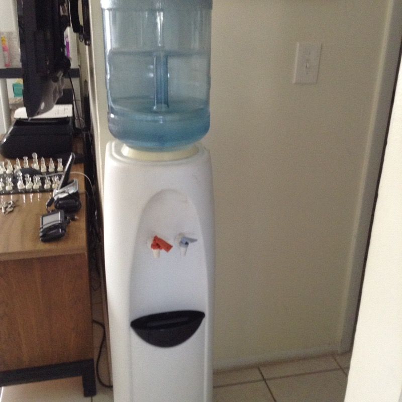 Cold water cooler