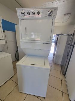 Whirlpool Washer and Gas Dryer 27"