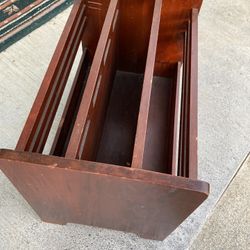 Vintage wooden magazine Rack / newspaper / LP record 