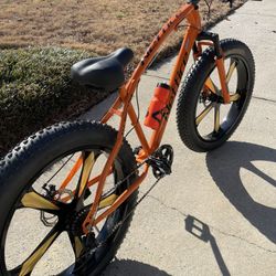 Fat Tire Mountain Bikes, 26-Inch Wheels
