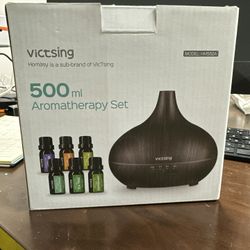 Oil Diffuser, 500ml Aromatherapy Diffuser with 6x10ml Top Essential Oils Included, 7x2 Colorful LED Night Light, 23dB Quiet BPA-Free Essential Oil Dif
