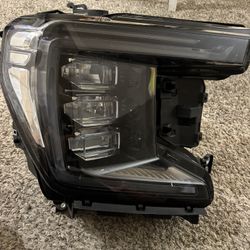 2020 GMC Sierra Headlights RH