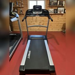Spirit Treadmill 2022 - Excellent - Williamstown, VT