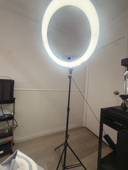 Ring light 24 inch