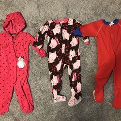 Clothing Girls 18-24 Months, 33 Pieces. Greenwood, DE