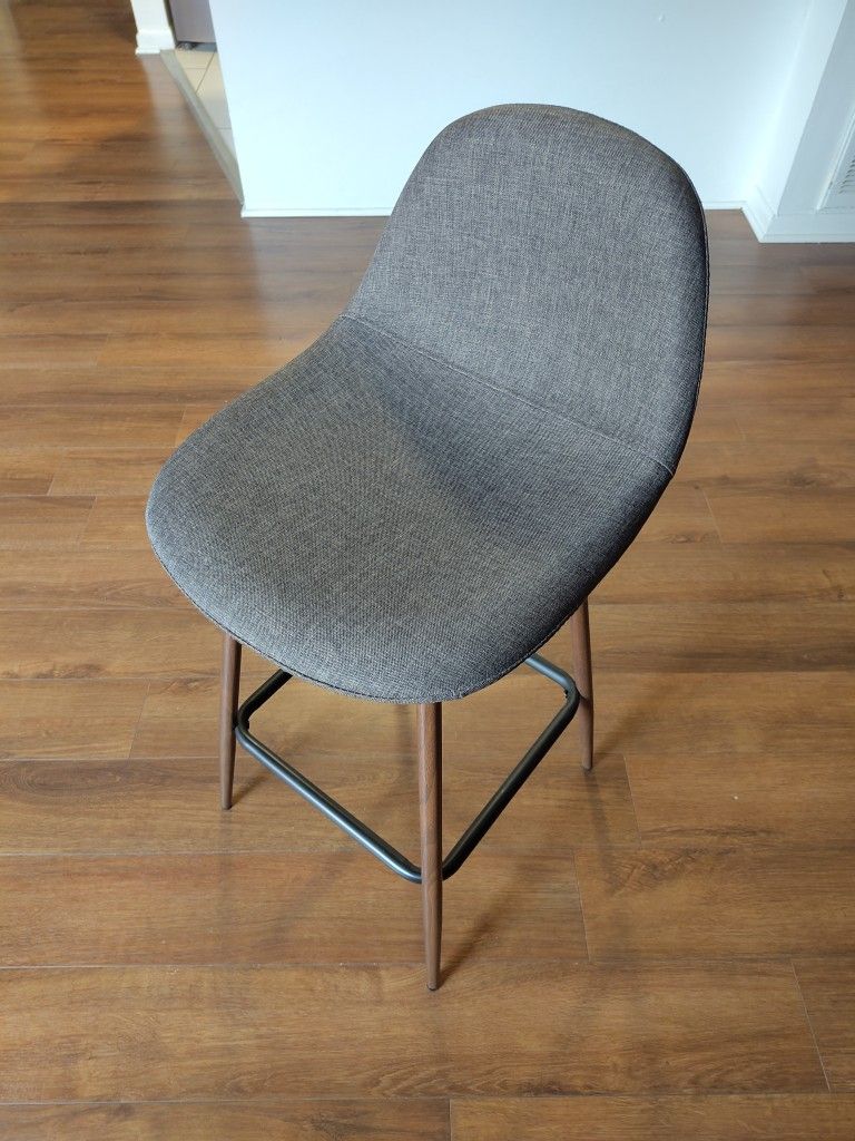 Pebble Mid-Century Bar Stool