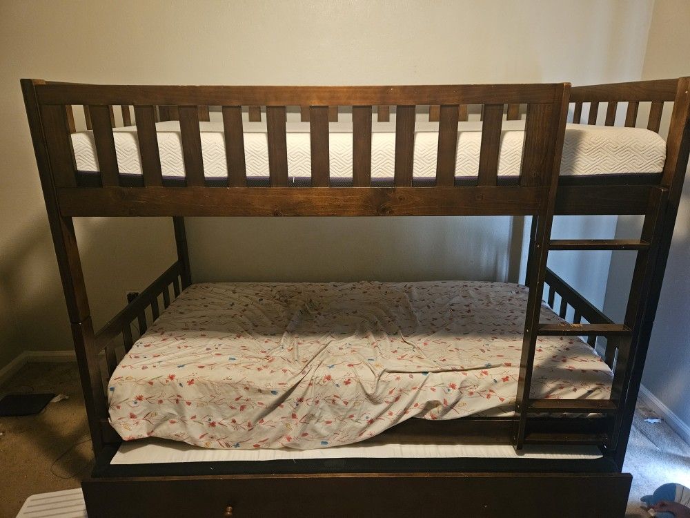 Bunk bed