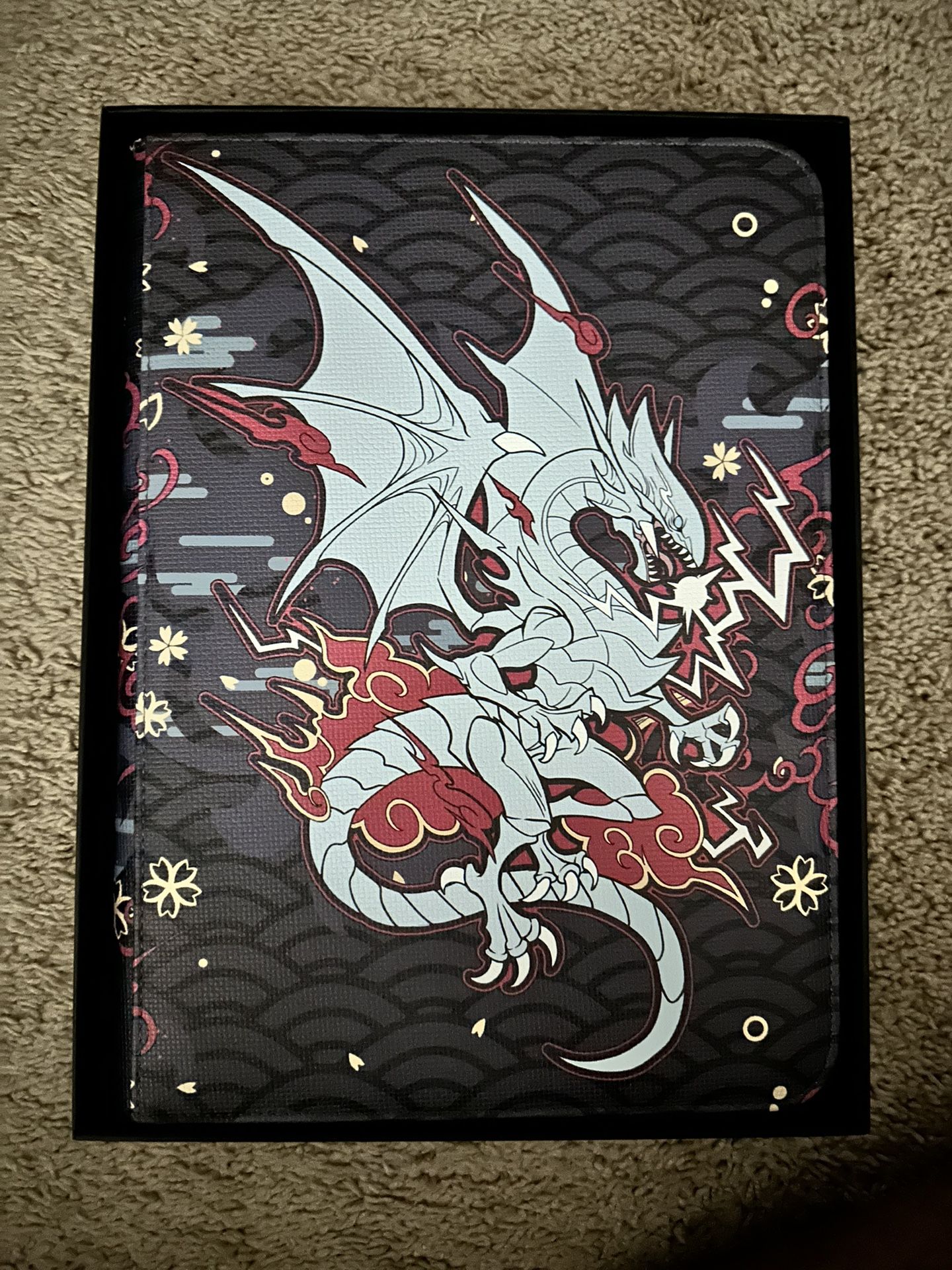 Mana Moon Diviner Dragons Limited edition Binder