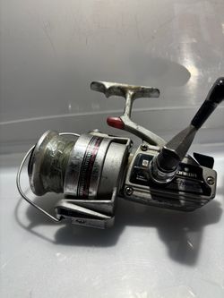 Vintage Daiwa 7000C Spinning Fishing Reel – Metal Body