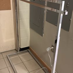 Clothes rack