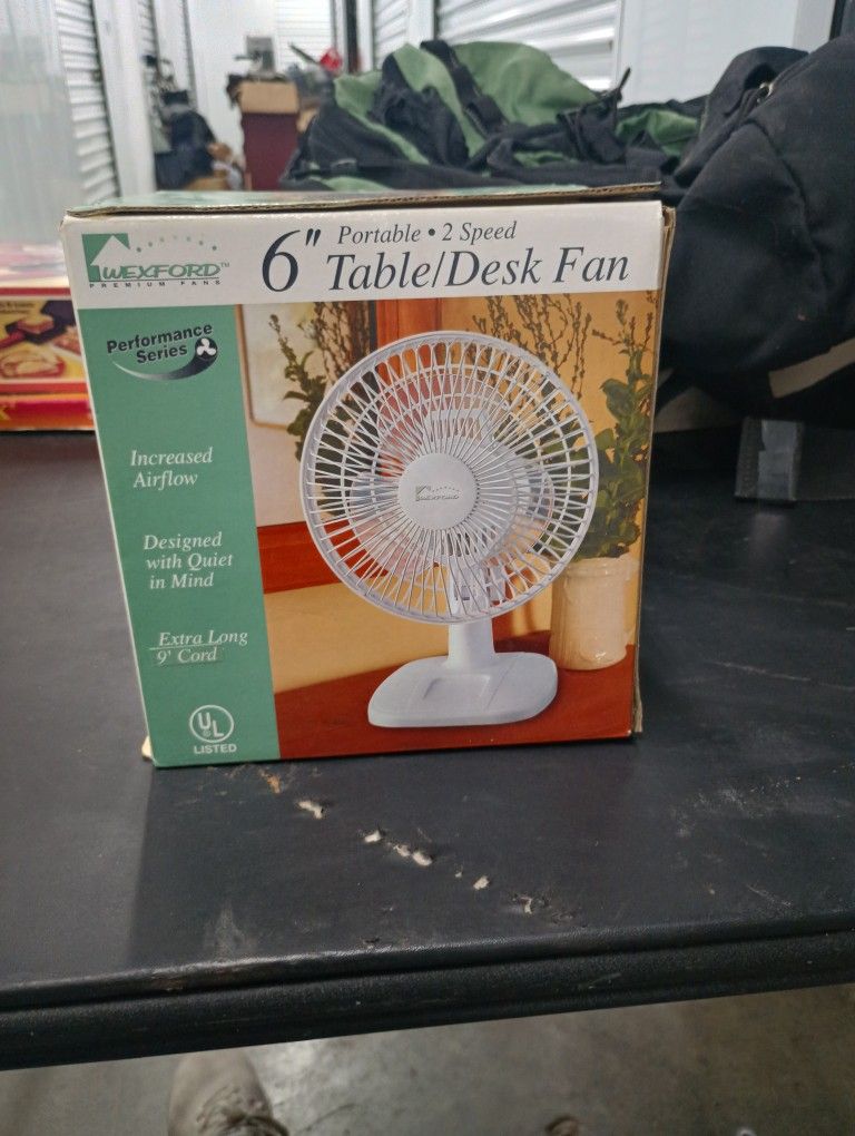 Wexford 6-in Portable 2 Speed Table Desk Fan