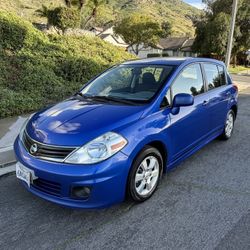 2011 Nissan Versa SL