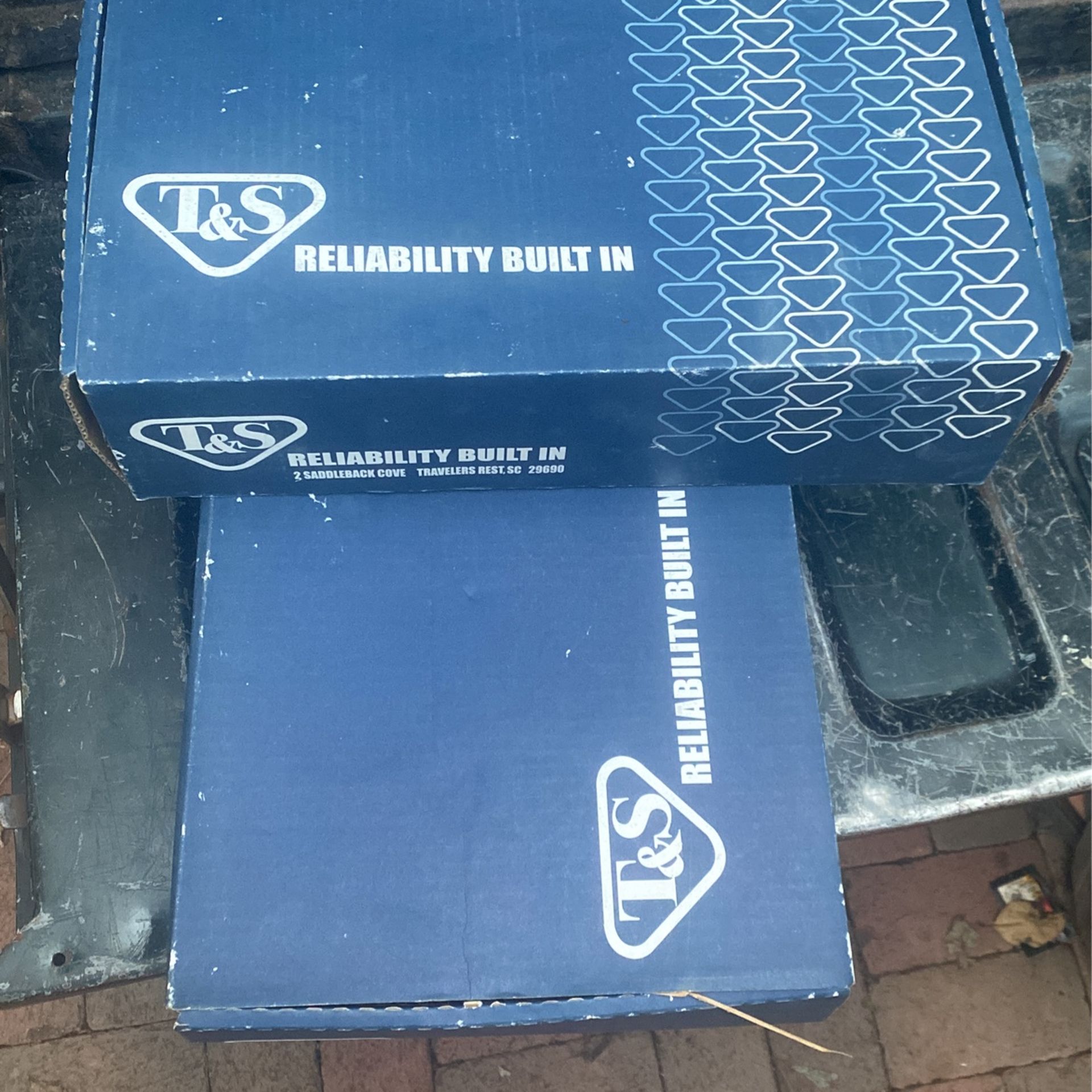 Brand New Kitchen hand wash