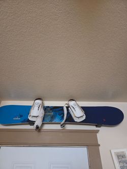 Dynastar Blue Snowboard with Bindings