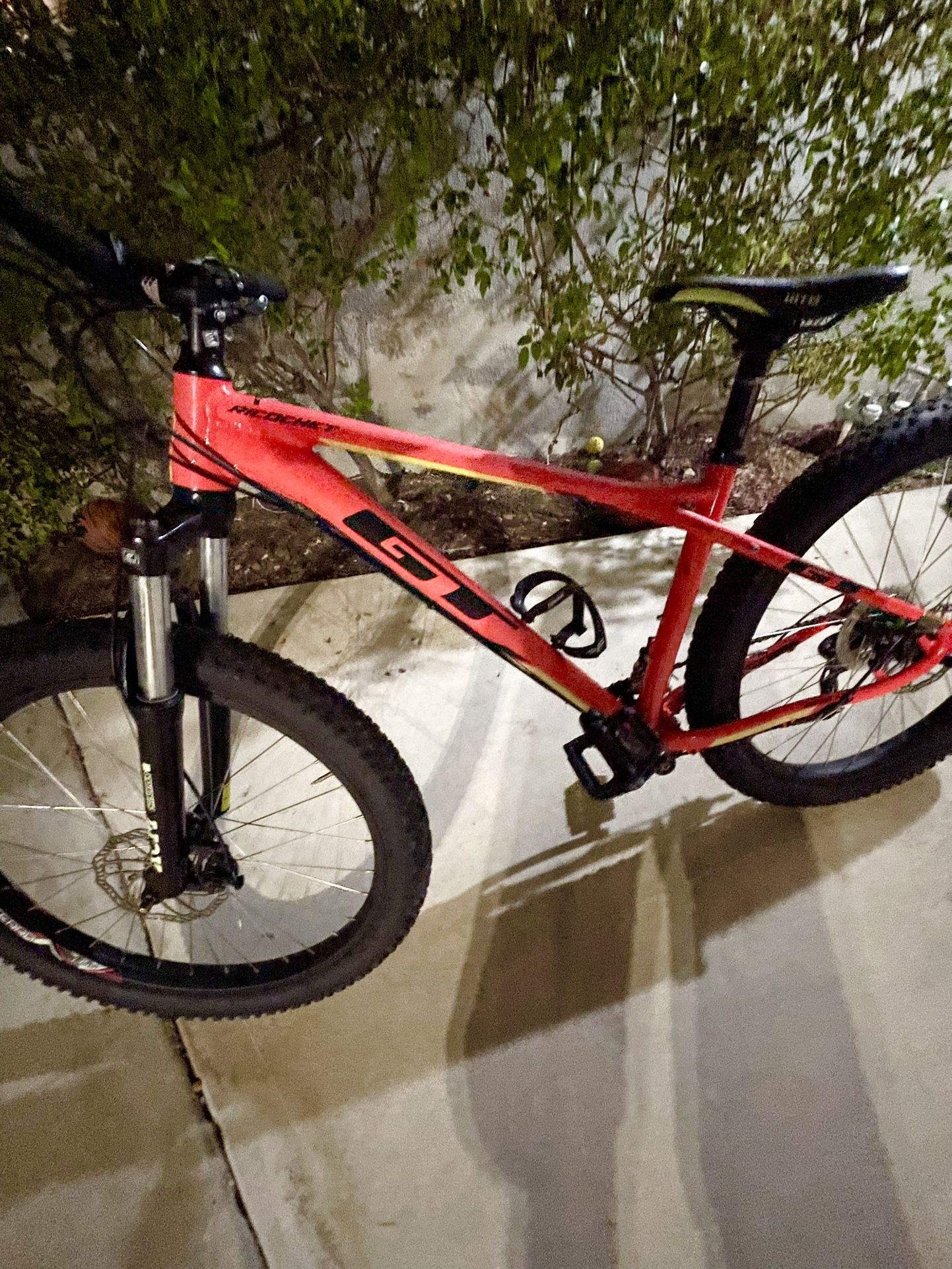 GT RICOCHETGT Ricochet Mountain Bike