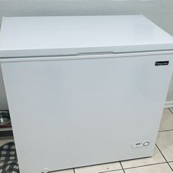 Magic Chef Freezer 
