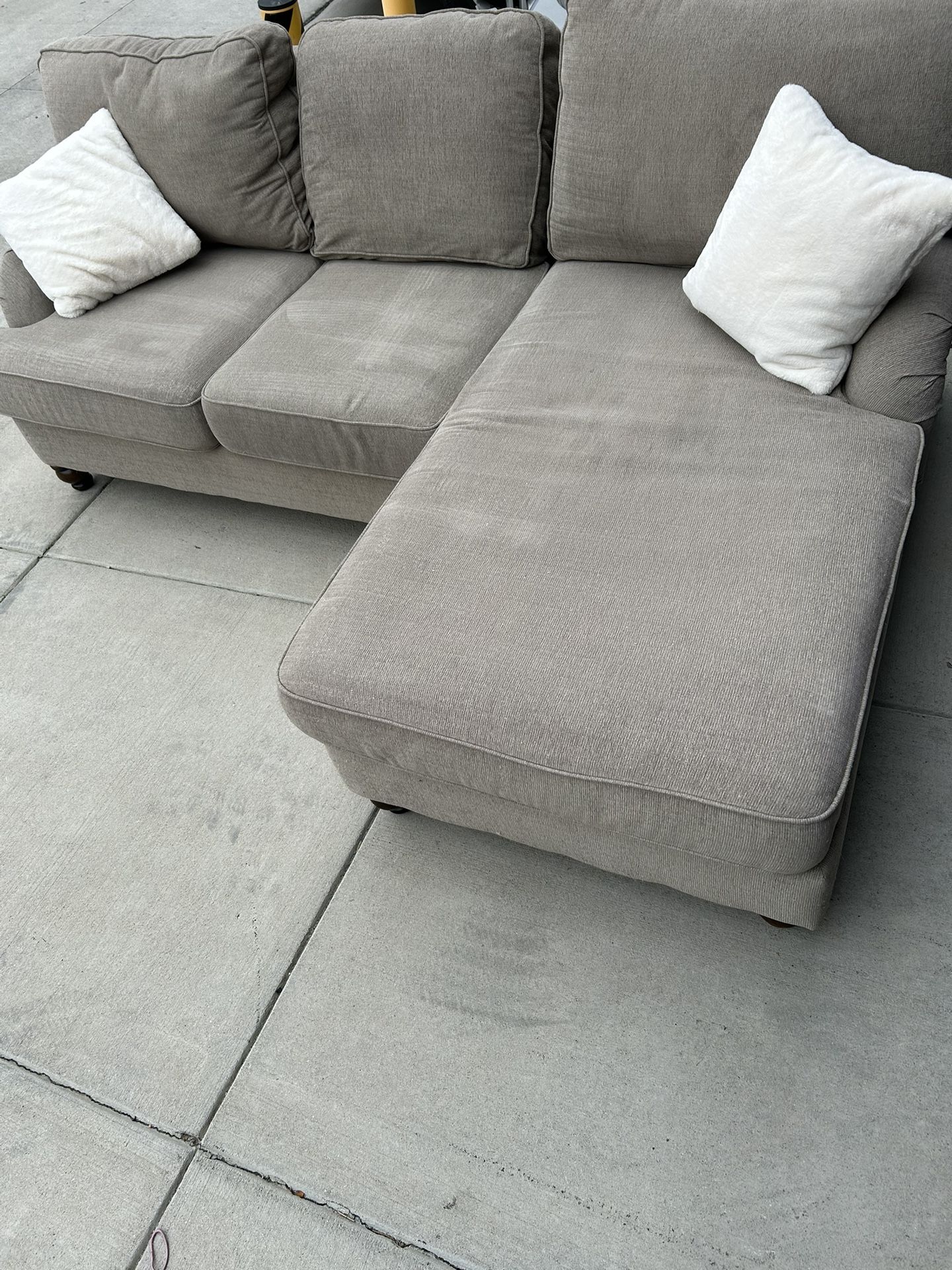 2 Piece Sectional(Free Delivery) 
