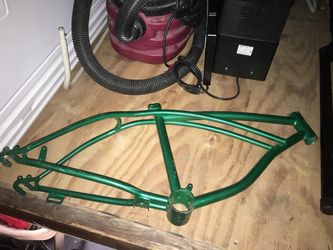 Low rider bike frame