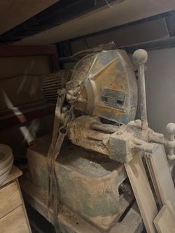 D300 Doringer 12”  metal cutting machine