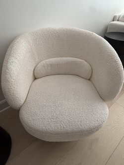 Set Of 2 Off White Boucle Swivel Chairs