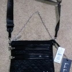 NWT Nicole Miller Quilted Flat Crossbody Bag.