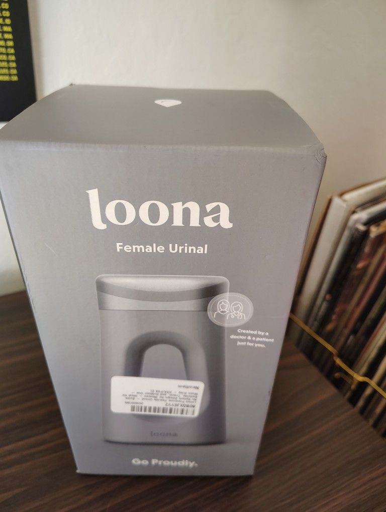 Loona woman's Urinal
