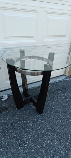 Glass Top 26"Round *24"High Corner Table