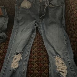 Levi Skinny Jeans 31 W  30L 