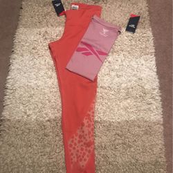 Reebok Set Medium For $35 New 