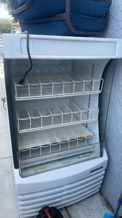 Drinks Refrigerator