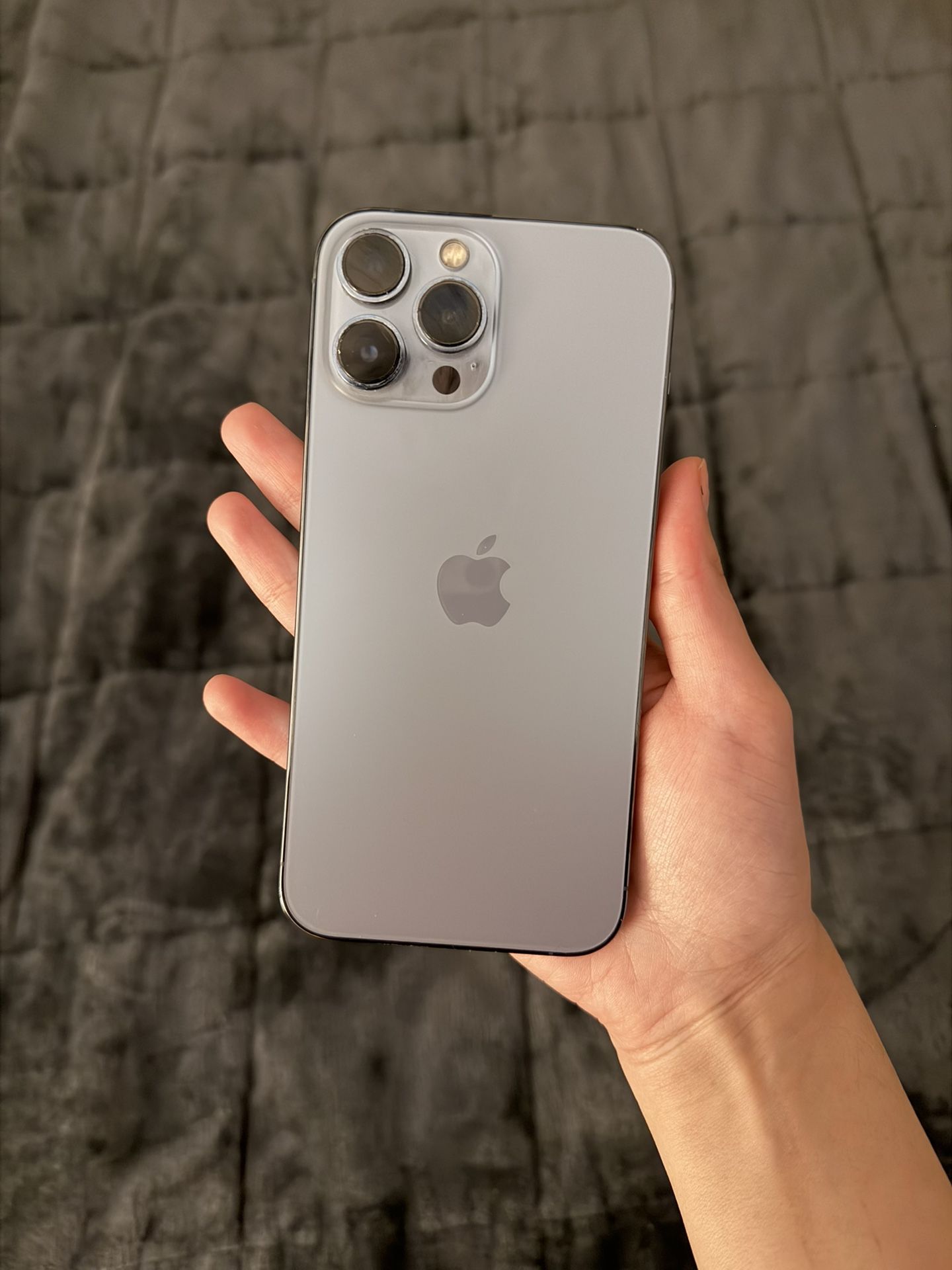 iPhone 13 Pro Max 128 GB (FIRM ON PRICE) 