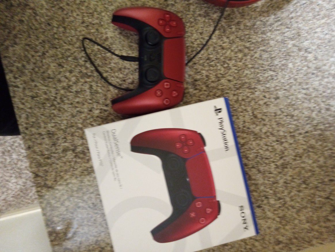 Brand New Controller PS5 And Headset 