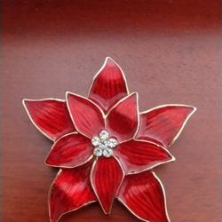 Vintage PREMIER DESIGNS Poinsettia W/Rhinestones Brooch Pin