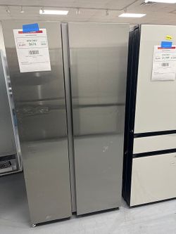 Samsung 36” 28 cu Ft STANDARD DEPTH SMART SIDE BY SIDE REFRIGERATOR IN FINGERPRINT PROOF STAINLESS STEEL