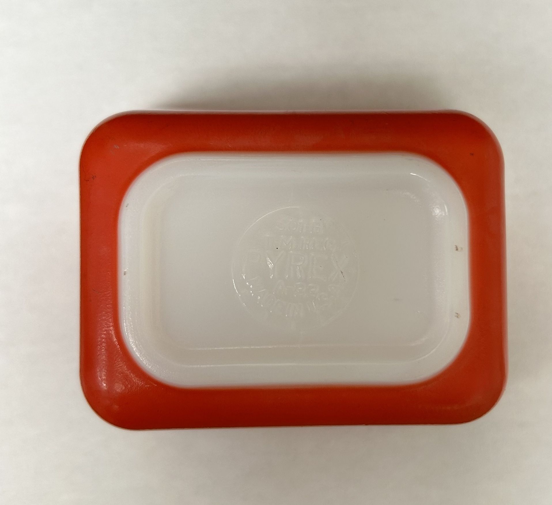 Vintage Pyrex Refrigerator Dish