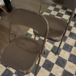 Folding Chairs 