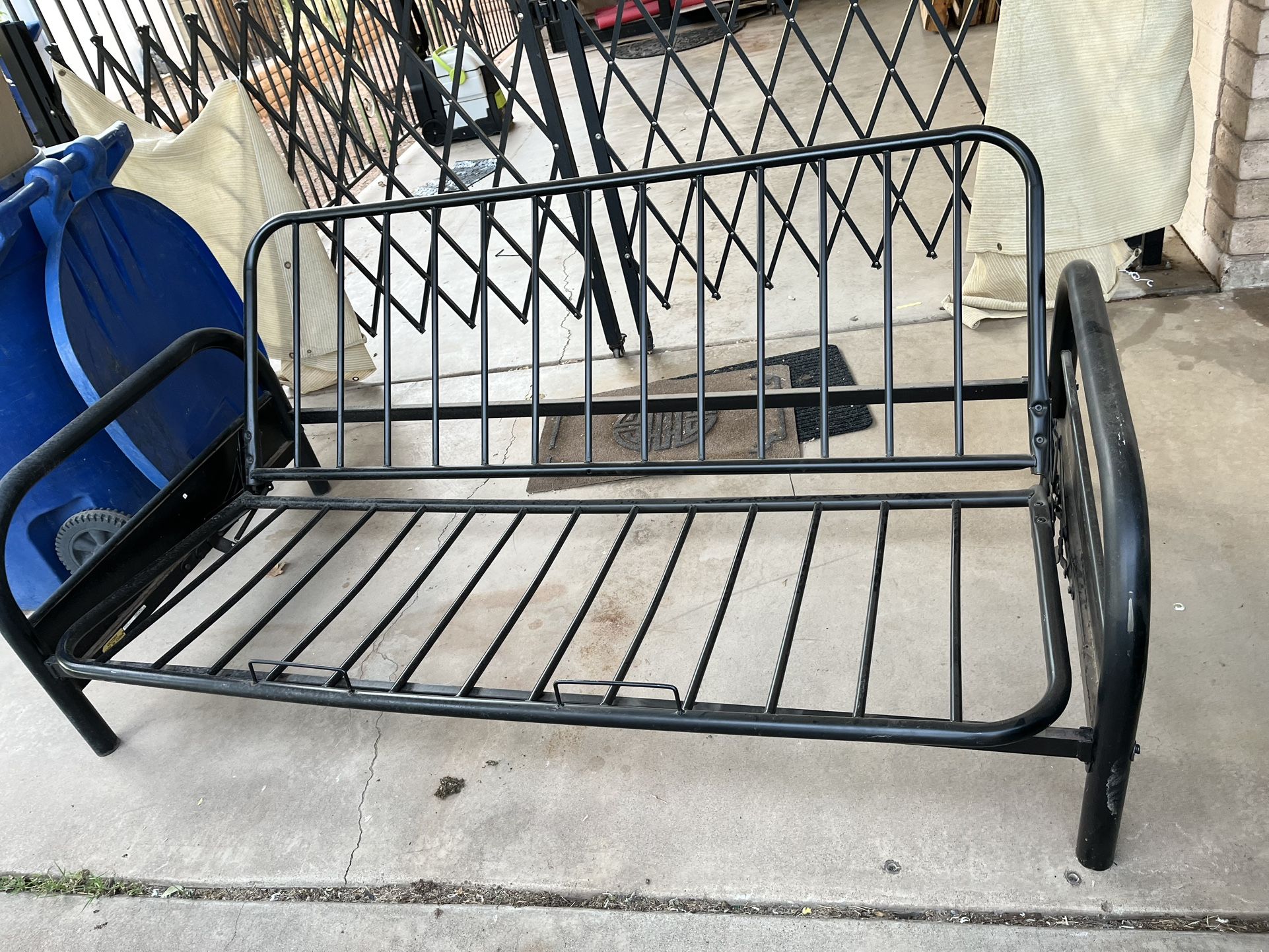 Free Metal Futon Frame