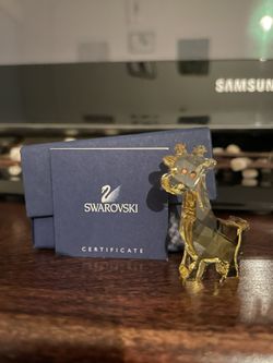 Retired Swarovski Crystal Moments, Gina the Giraffe
