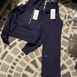 Cropped Lululemon Set Size 4 Dark Blue 