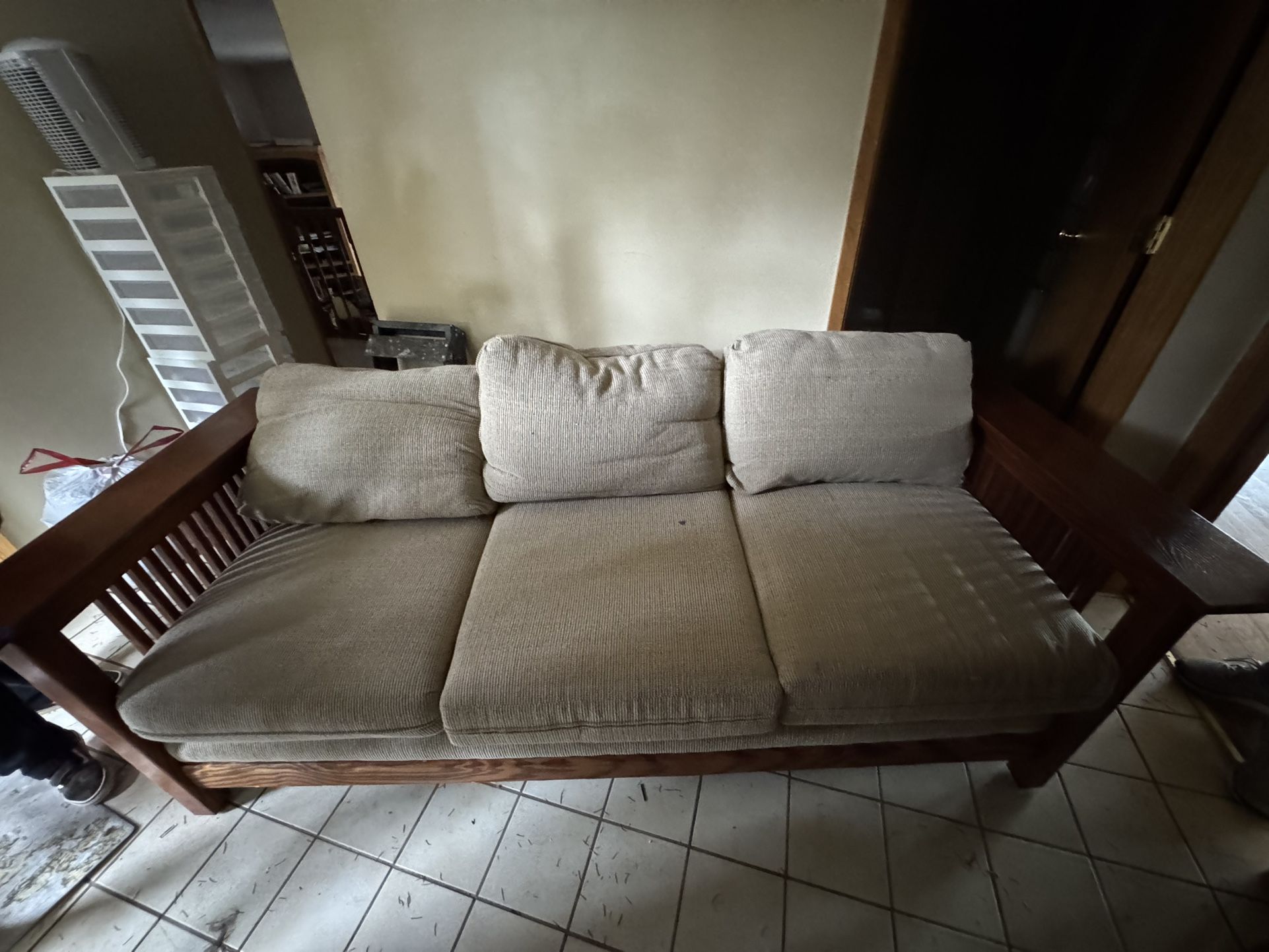  BASSETT SOFA BED