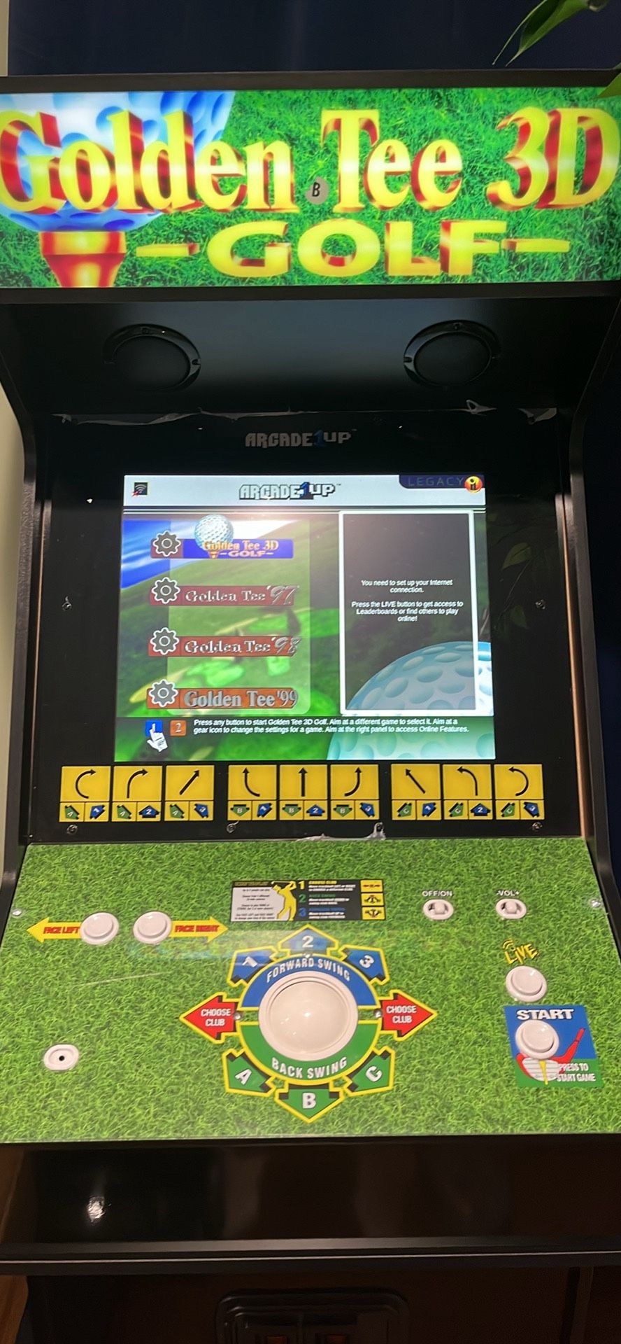 Golden Tee 3D Golf Arcade Game