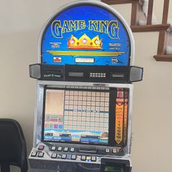 Game King Multi-Game Casino Machine – Clean Condition – Needs Simple Reset