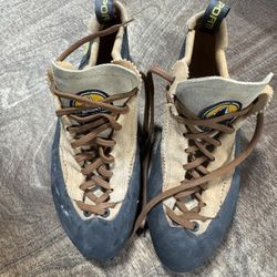 Brand New La Sportiva Mythos Size 10.5