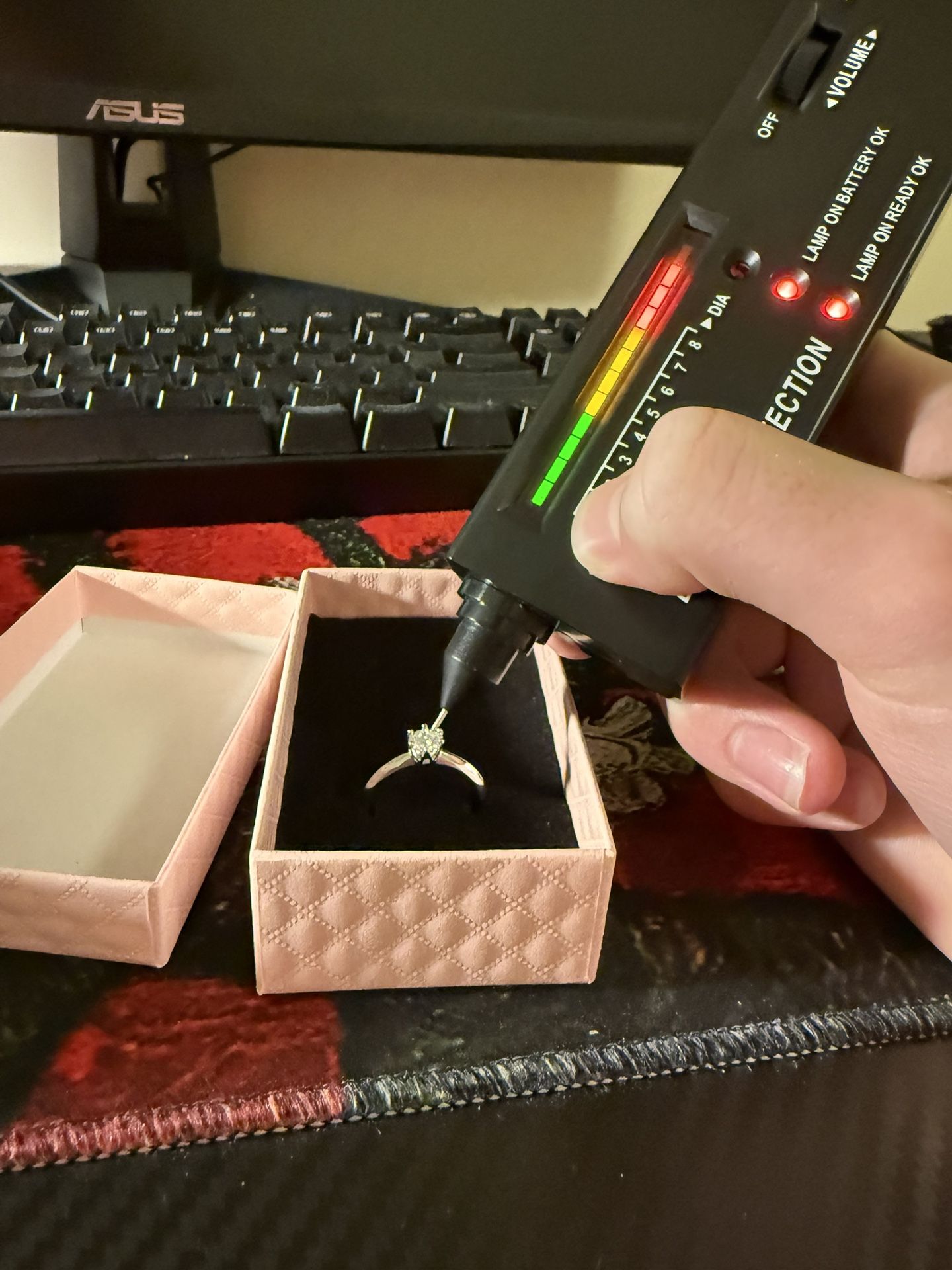 VVS1 Moissanite Engagement Ring 0.5 Carats